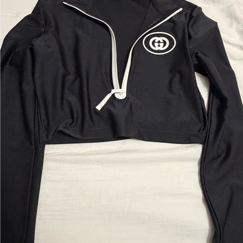 Gucci long sleeve crop top black size large